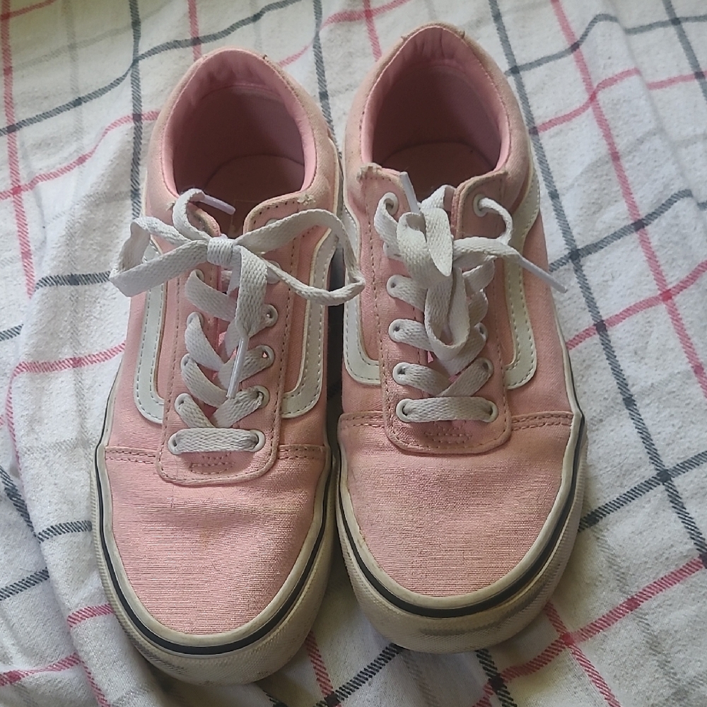 Vans Girls Blush Canvas Sneakers
